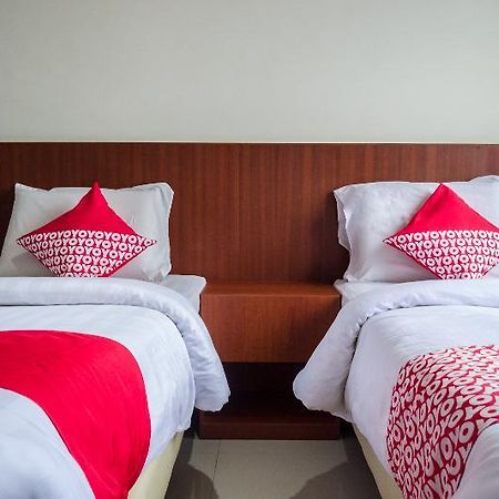 Aviari Hotel Batam Esterno foto
