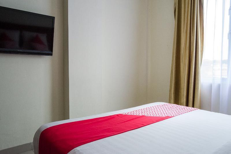 Aviari Hotel Batam Esterno foto