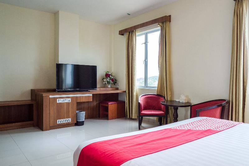 Aviari Hotel Batam Esterno foto